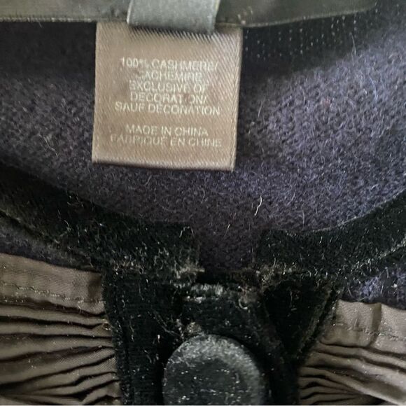 Marc Jacobs 100% Cashmere Navy Short Sleeve Ruffle Preppy Sweater Size S - Picture 8 of 8